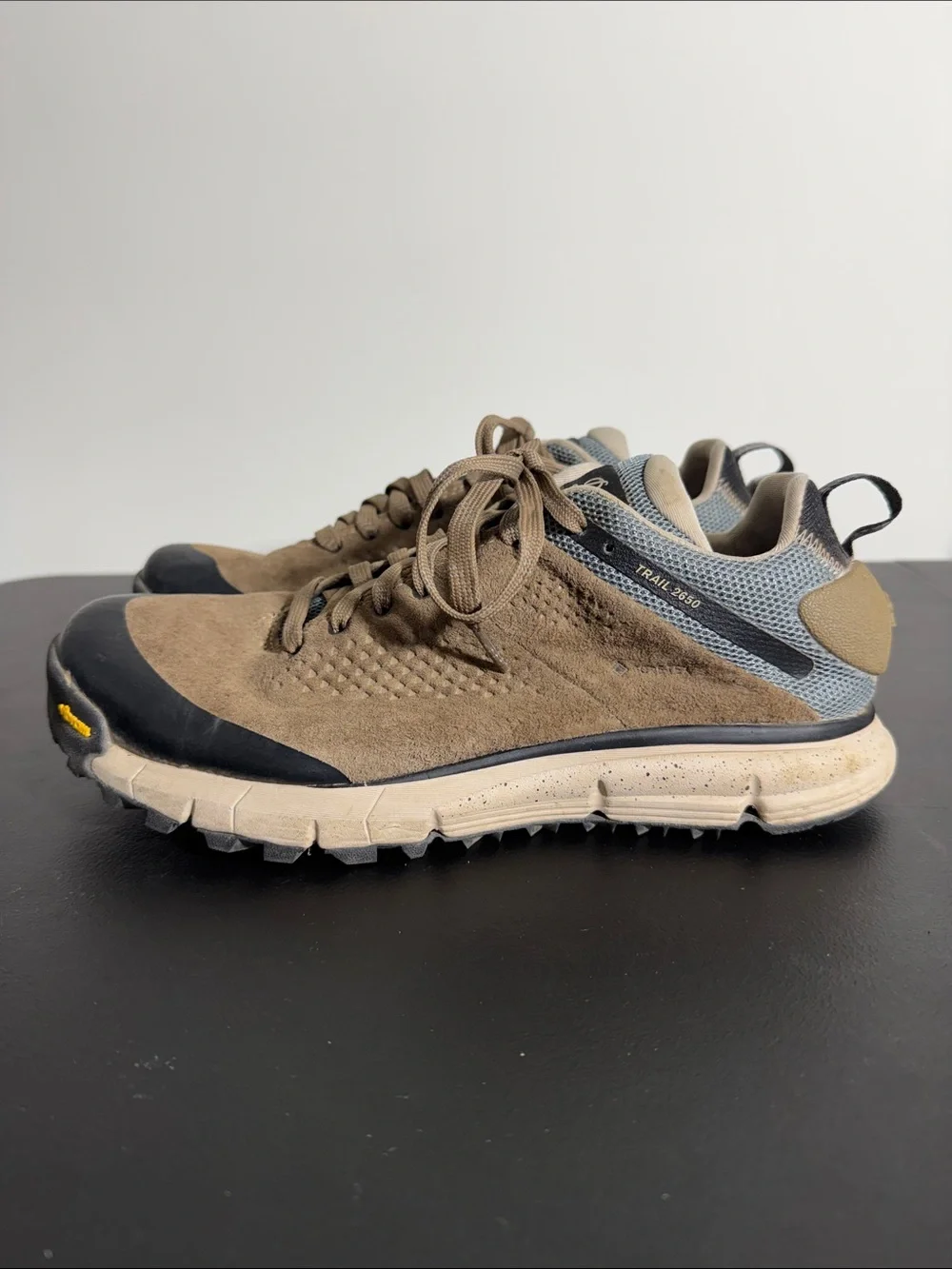 Danner mens 8 D trail 2650 gore-Tex brown stormy weather GTX 3” hiking shoes EUC